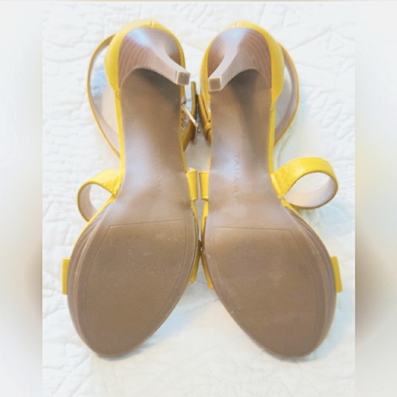 Tahari Yellow Heels. - Picture 12 of 12